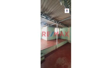 Venta De Casa De 2 Pisos En Urb Faustino Piaggio F3-8 Talara -Cerca A Plaza Vea // ID: 1134220