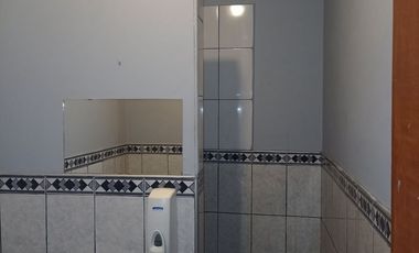 REMATO Casa-Edificio con local comercial en Santa Teresa de Ávila