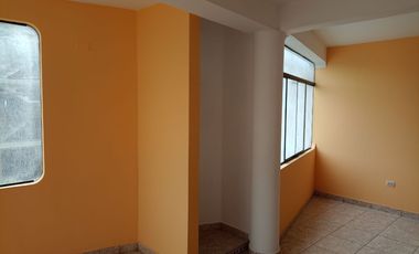 REMATO Casa-Edificio con local comercial en Santa Teresa de Ávila