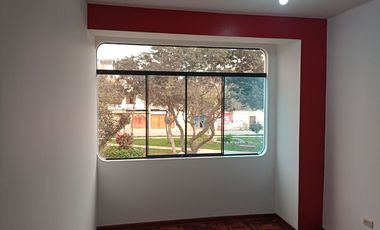 REMATO Casa-Edificio con local comercial en Santa Teresa de Ávila
