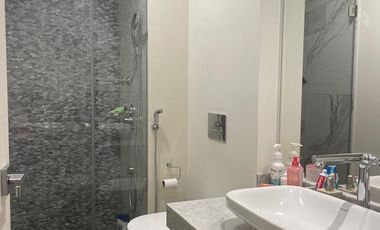 Alquilo Miraflores primer piso 3 dormitorios con baños incorporados