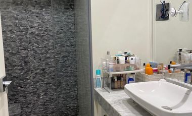 Alquilo Miraflores primer piso 3 dormitorios con baños incorporados