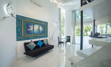 Hydra Apartment with Balcony