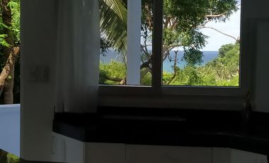 Hydra Apartment with Balcony