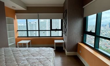 Rare Unit: 2BR Flat in Edades Tower, Rockwell, Makati