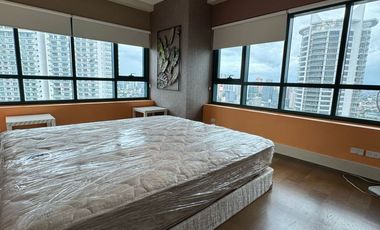 Rare Unit: 2BR Flat in Edades Tower, Rockwell, Makati