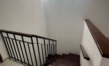 MAGNIFICA CASA EN CIRCUITO CON CASCO DE HACIENDA