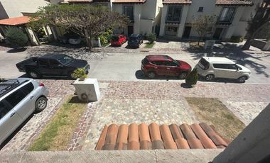 MAGNIFICA CASA EN CIRCUITO CON CASCO DE HACIENDA