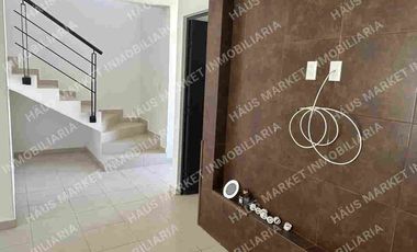 OPORTUNIDAD PRECIOSA CASA DE VENTA EN PUERTA DE PIEDRA