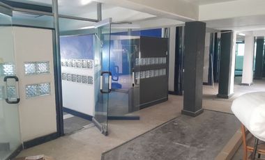 EDIFICIO EN VENTA CON DEPARTAMENTOS RENTADOS, OFICINA Y LOCAL COMERCIAL