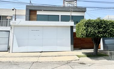 Oficinas en Venta Calle Turquesa (Expo GDL)