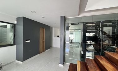 Oficinas en Venta Calle Turquesa (Expo GDL)