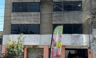 EDIFICIO A UN COSTADO DE LA TERMINAL DE TOLUCA EN VENTA