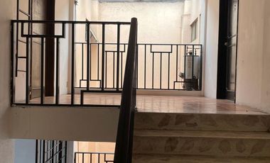 EDIFICIO A UN COSTADO DE LA TERMINAL DE TOLUCA EN VENTA