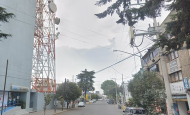 EDIFICIO A UN COSTADO DE LA TERMINAL DE TOLUCA EN VENTA