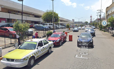 EDIFICIO A UN COSTADO DE LA TERMINAL DE TOLUCA EN VENTA