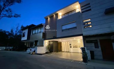 CASA BOSQUE ESMERALDA. 4 REC MODERNA SEGURIDAD JARDIN Y ROOF IMPECABLE