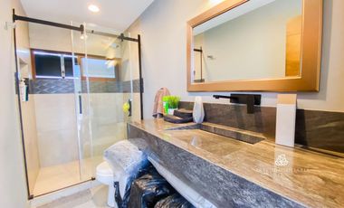 CASA BOSQUE ESMERALDA. 4 REC MODERNA SEGURIDAD JARDIN Y ROOF IMPECABLE