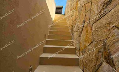 CASA CON VISTA AL MAR BAHÍAS DE HUATULCO, OAXACA