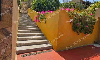 CASA CON VISTA AL MAR BAHÍAS DE HUATULCO, OAXACA