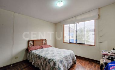 VENDO CASA MUY CERCA A VILLA MILITAR OESTE CHORRILLOS