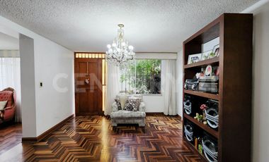 VENDO CASA MUY CERCA A VILLA MILITAR OESTE CHORRILLOS