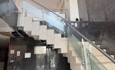 EDIFICIO DE TRES PISOS PARA RESTAURANTE SE RENTA SEGUNDO Y TERCER PISO