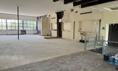 EDIFICIO DE TRES PISOS PARA RESTAURANTE SE RENTA SEGUNDO Y TERCER PISO