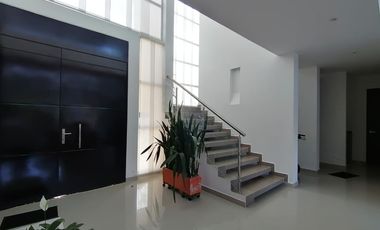 VENDO HERMOSA CASA EN CHINAUTA ANTES DEL PEAJE