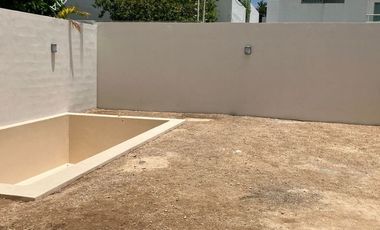 Casa nueva en venta en la zona norte de Mérida de 4 y 5 recamaras con alberca.