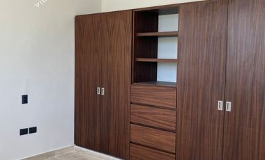 Casa nueva en venta en la zona norte de Mérida de 4 y 5 recamaras con alberca.