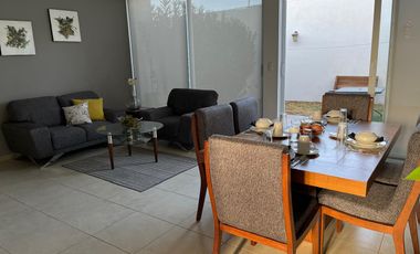 PRIVADA PROXIMA A ZONA INDUSTRIAL, IDEAL PARA EJECUTIVOS, CON VIGILANCIA Y ALBERCA.