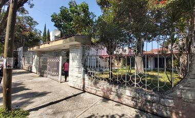 casa en venta Chapalita uso de suelo comercial