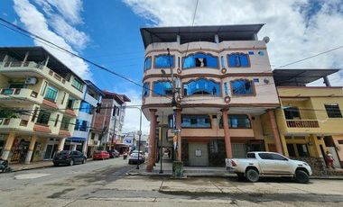 EDIFICIO RENTERO EN VENTA EN EL CENTRO DE PASAJE