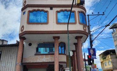 EDIFICIO RENTERO EN VENTA EN EL CENTRO DE PASAJE