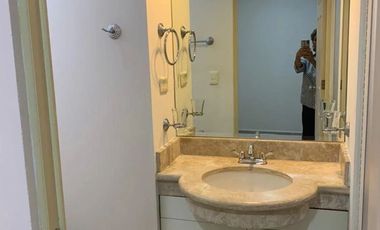 Edificio en Venta en Zona Colinas de San Jerónimo en Monterrey, Nuevo León