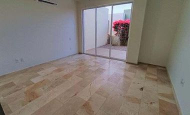 en venta dos en 1 / condo y casa