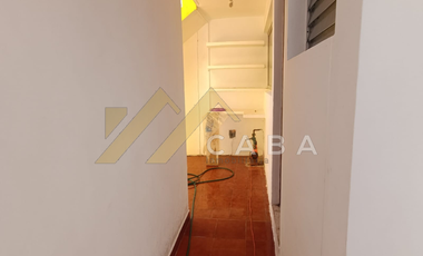 CASA en VENTA DE 4 RECAMARAS, una en planta baja con Excelente ubicación, a media cuadra de área verde