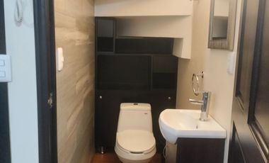 Casa en centro, con 3 R, 2E, Roof garden y area de convivencia techada.