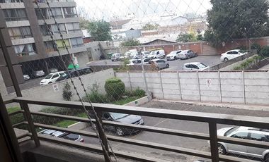 arriendo depto 2 dorm con estacionamiento y bodega