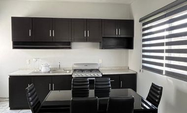 RENTO CASA EN FRACC CLAVELES
