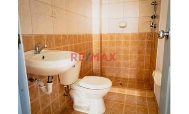 Venta Departamento 4To Piso -Las Torres De Los Olivos
