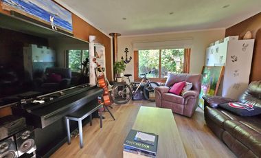 BROKER- LOMAS- 4D-5B-DEP- SALA ESTAR- PISCINA- PATIO- 4 ESTAC.