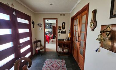 BROKER- LOMAS- 4D-5B-DEP- SALA ESTAR- PISCINA- PATIO- 4 ESTAC.