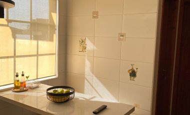 BROKER- LOMAS- 4D-5B-DEP- SALA ESTAR- PISCINA- PATIO- 4 ESTAC.