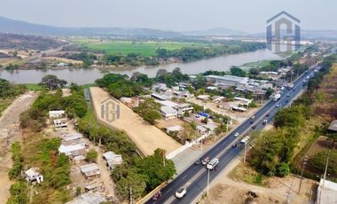 Terreno Industrial/Comercial en Venta o Alquiler – Vía a Daule