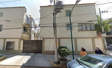 Invirtiendo Inteligentemente! Casa en condominio