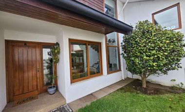 BROKER JERDIN EXCLUSIVIDAD 4D-3B-DEPEND- SALA ESTAR- PATIO