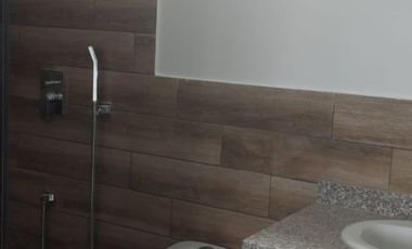170 m2 Casa por estrenar en Renta 3 plantas mas terraza