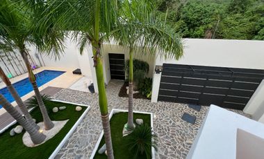 BAHIAS DE HUATULCO, OAXACA, CASA NUEVA, UNICA EN SU ESTILO,  SECTOR RESIDENCIAL  A SOLO MINUTOS DEL MAR
